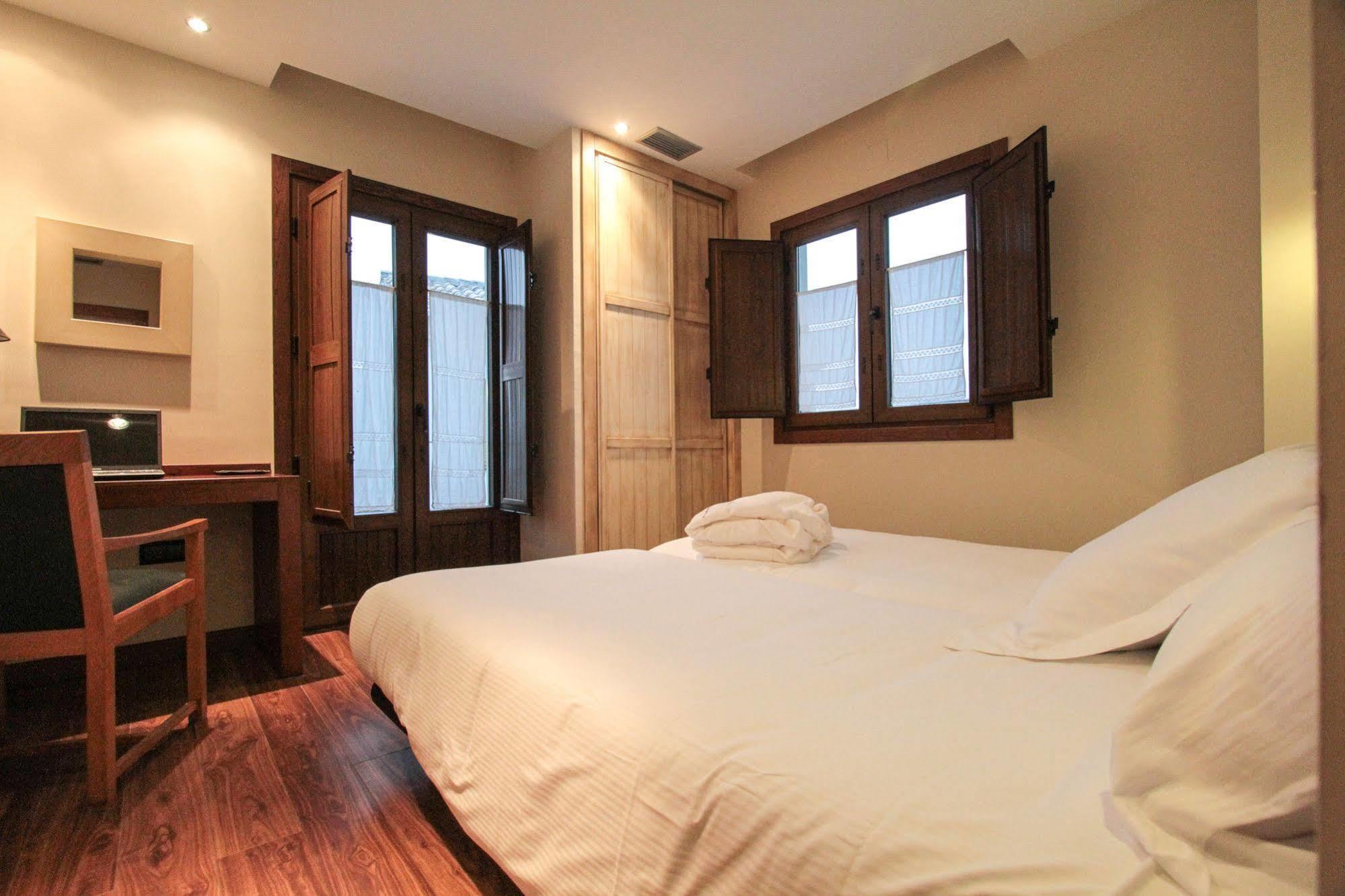 Apartamentos Turisticos Aguas De Víznar Zewnętrze zdjęcie